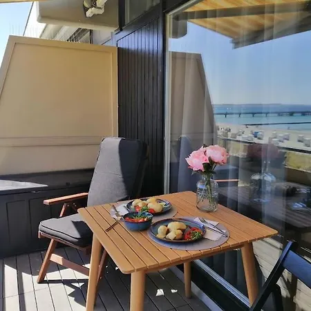 Mit Traumhaftem Meerblick Гросенброде